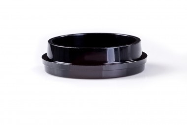 KIT-3512B. Black dish (&lid). Lateral view. Glass aperture 12 mm. With 'Safe Grip' rim.